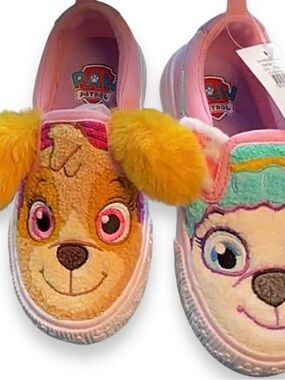 Paw Patrol Girl Size 9 Slip-On Sneakers